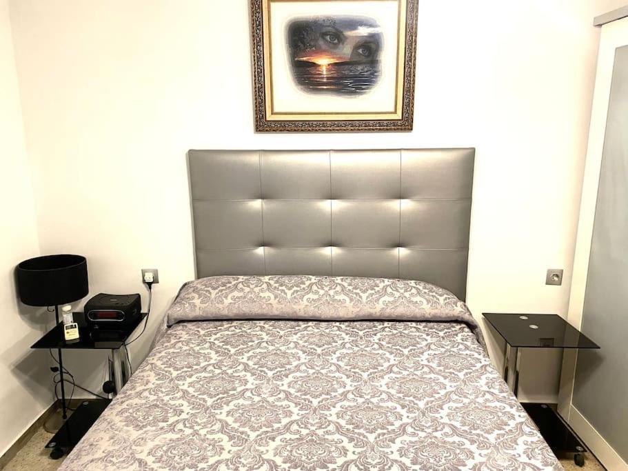 Shared Apartment! Piso Compartido! Общая Квартира! Seville Luaran gambar